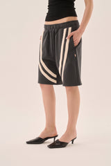 Barrel Short Washed Black