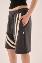 Barrel Short Washed Black