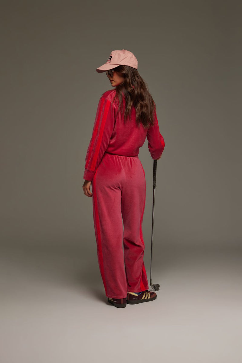 Mara Velour Sweater Pomegranate