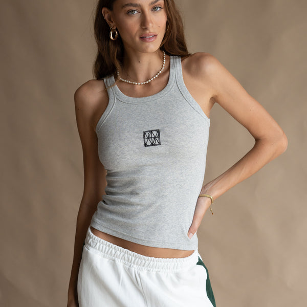 タンクトップ ノースリーブ ARAMINTA JAMES/アラミンタ ジェームスMONOGRAM TANK レディース NOBLE｜ARAMINTA JAMES/アラミンタ ジェームスMONOGRAM TANK