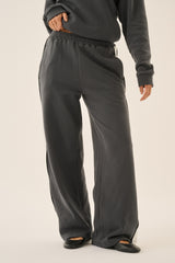 James Trackpant Washed Black